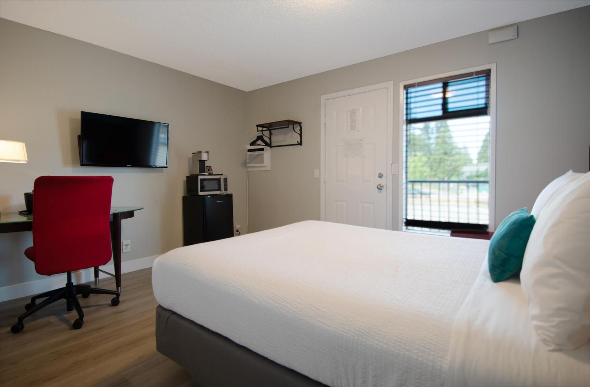 The Tide'S Inn Parksville Ruang foto